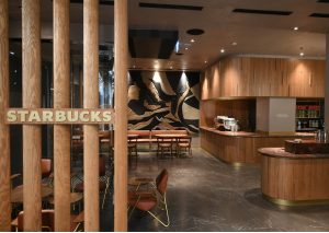 Starbucks-San-Babila-1